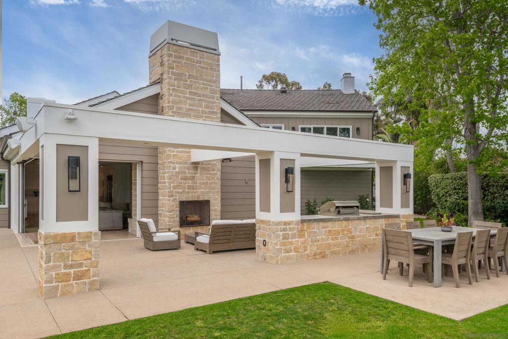 3035 Paseo Cielo