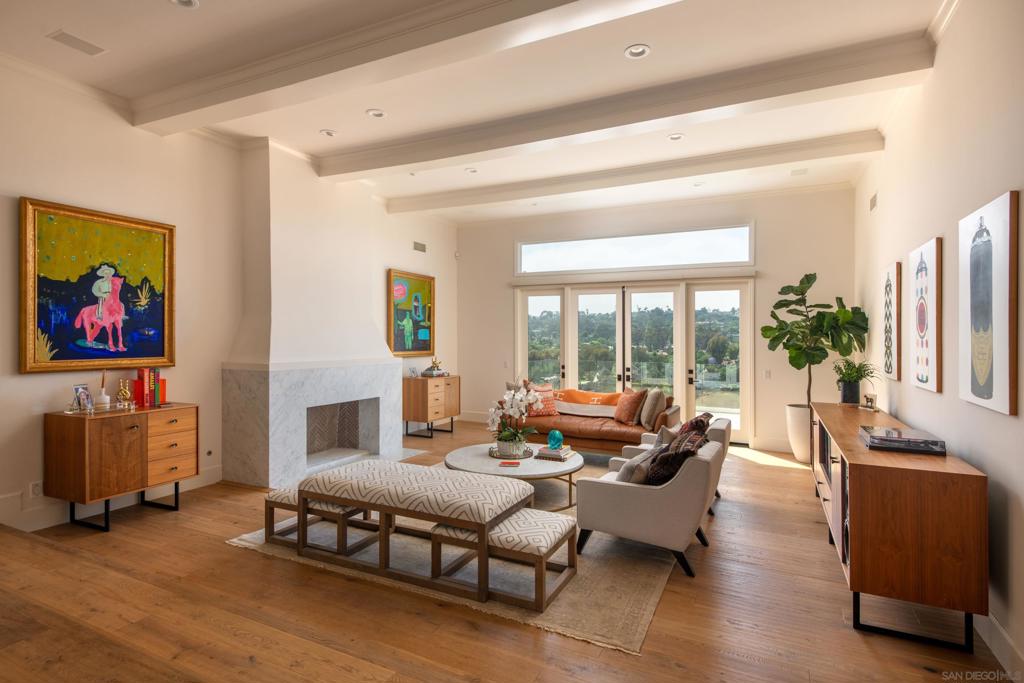 3035 Paseo Cielo