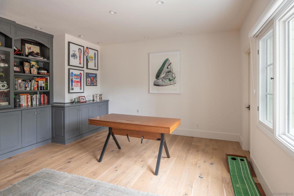 3035 Paseo Cielo