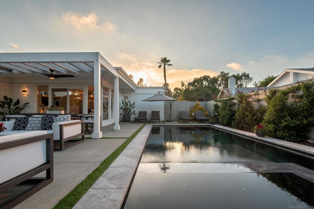 7026 Estrella De Mar Rd