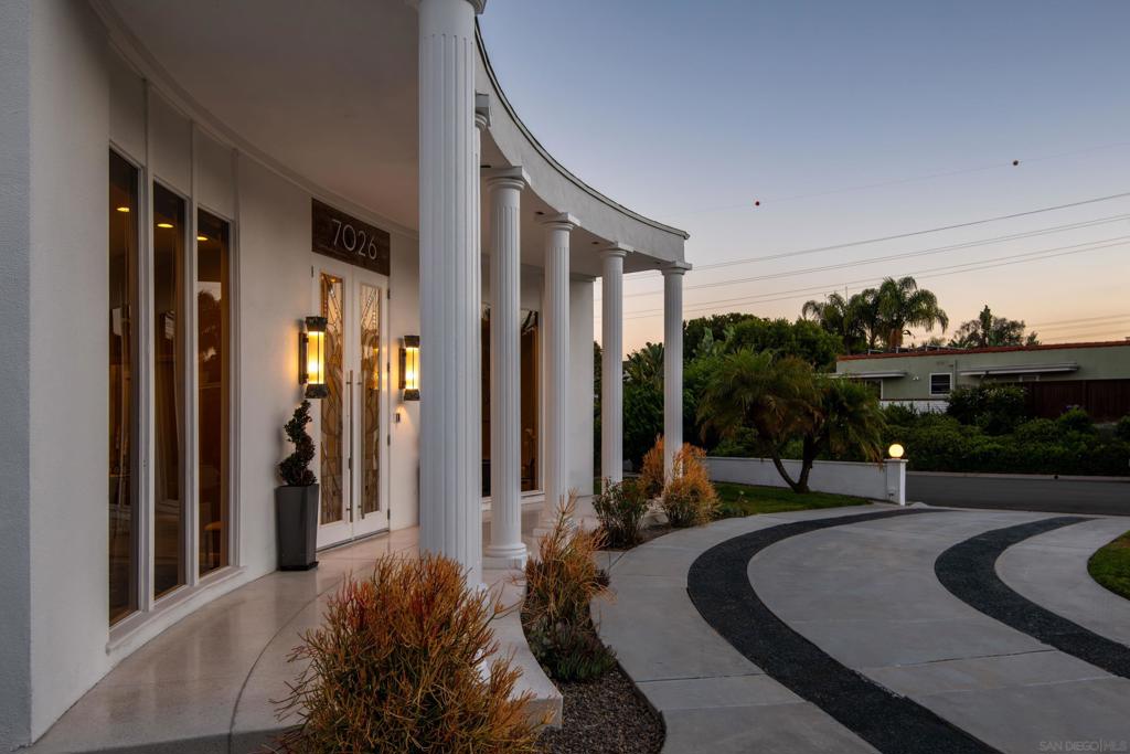 7026 Estrella De Mar Rd