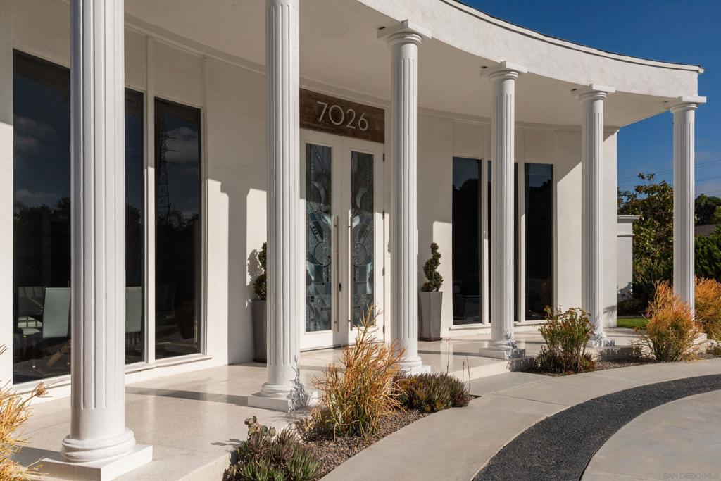 7026 Estrella De Mar Rd