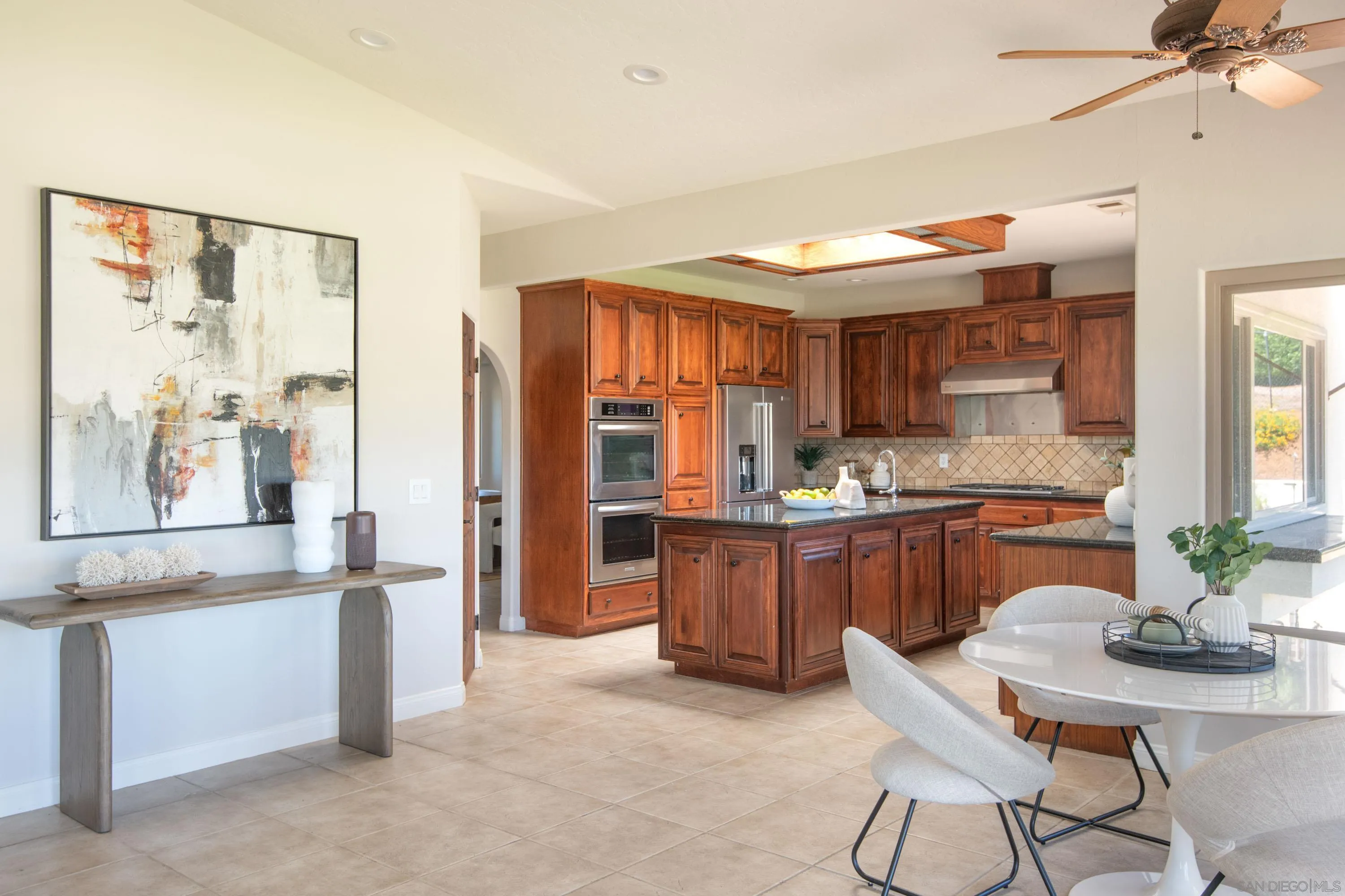 30343 Calle La Reina