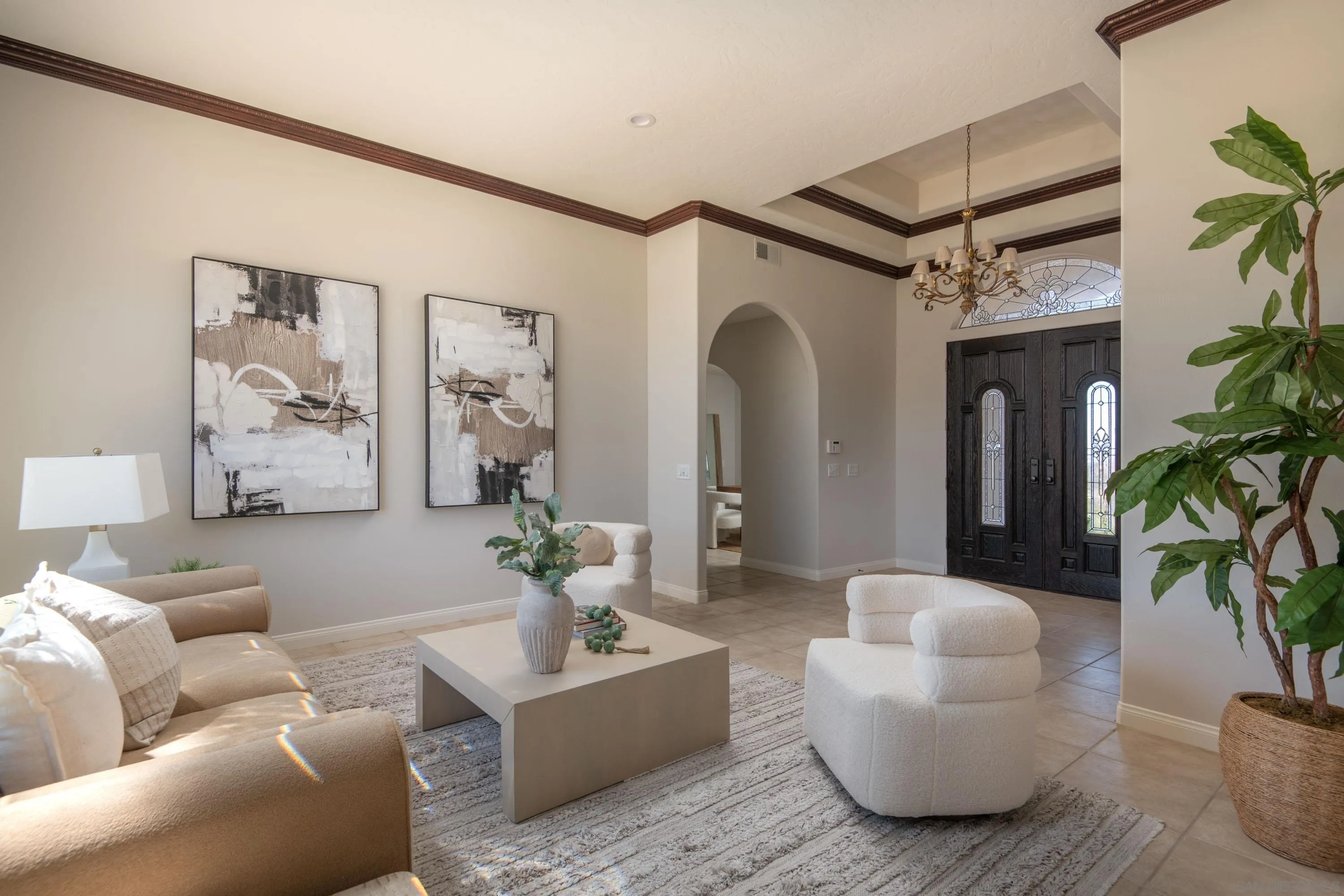 30343 Calle La Reina