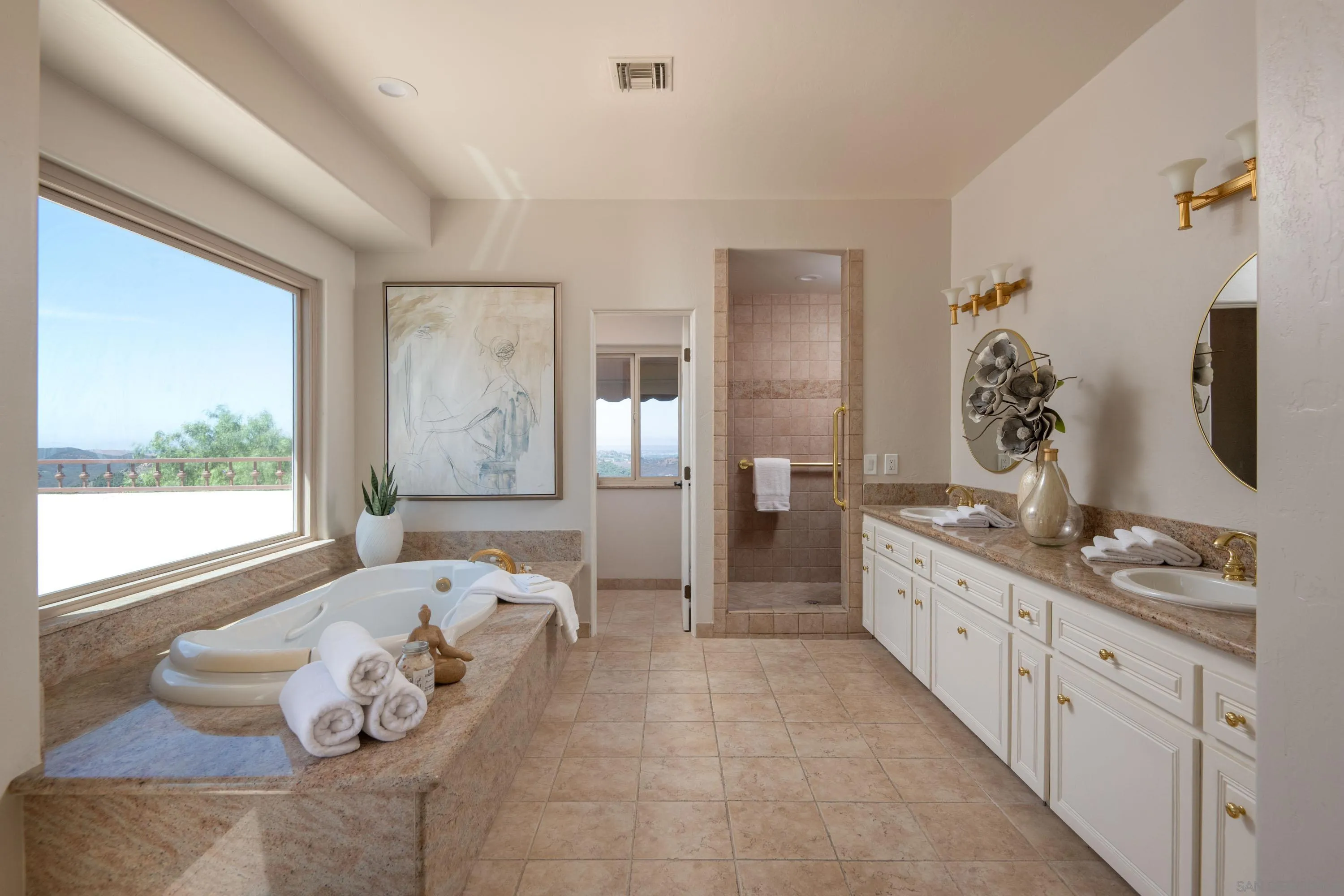 30343 Calle La Reina