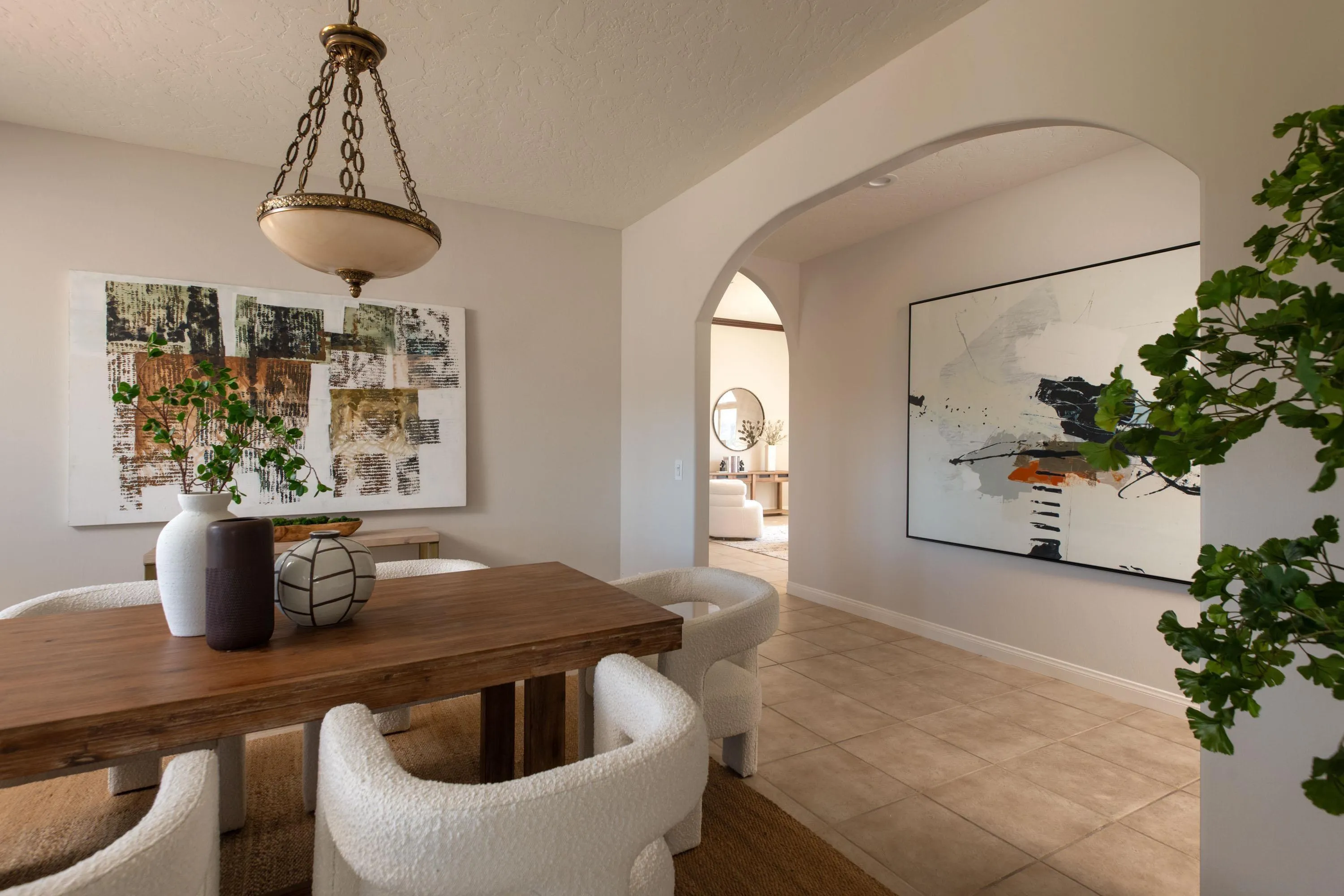 30343 Calle La Reina