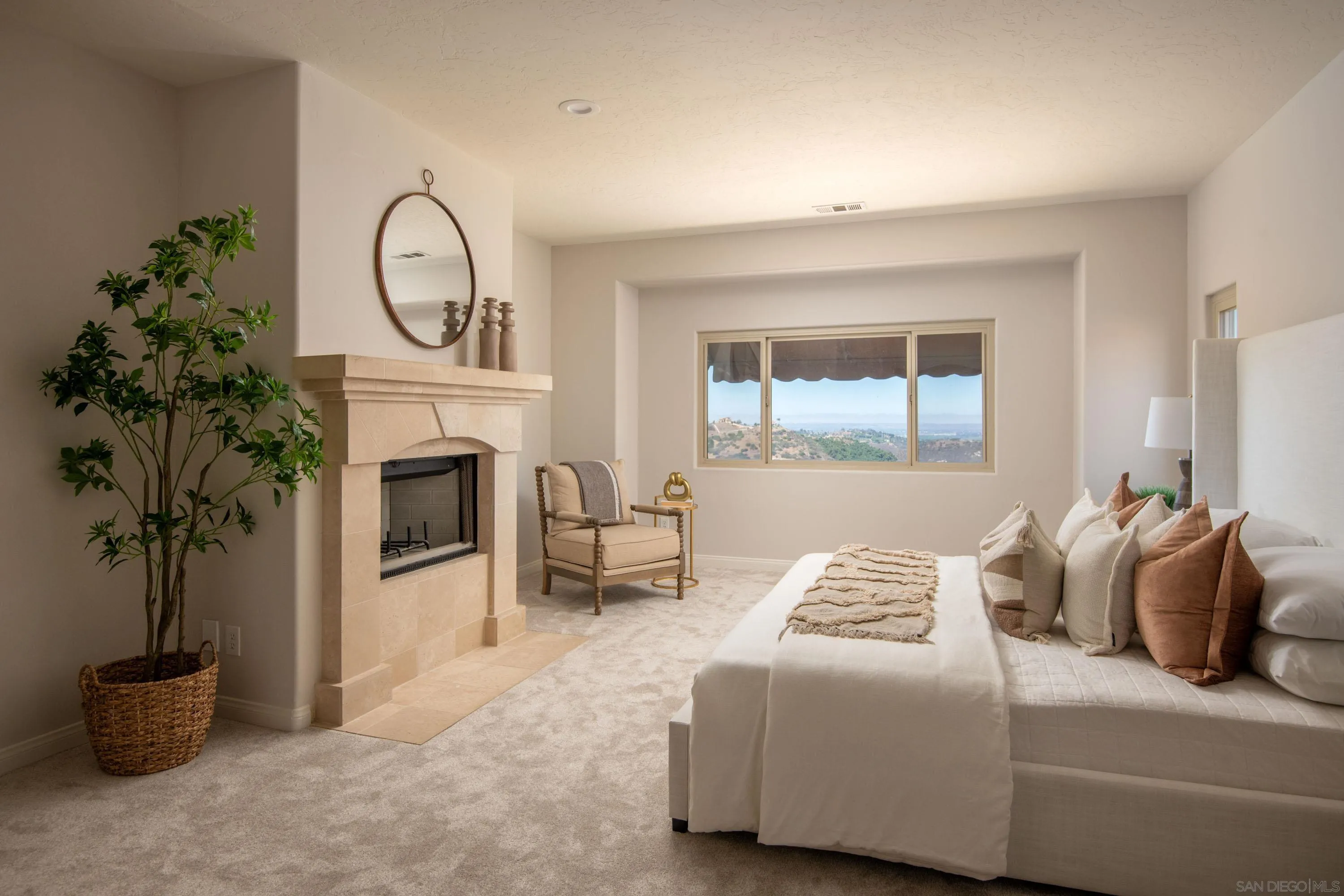 30343 Calle La Reina