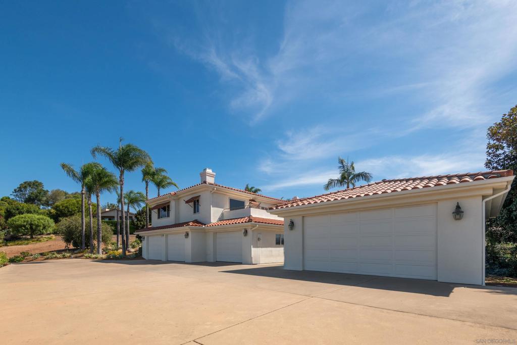 30343 Calle La Reina