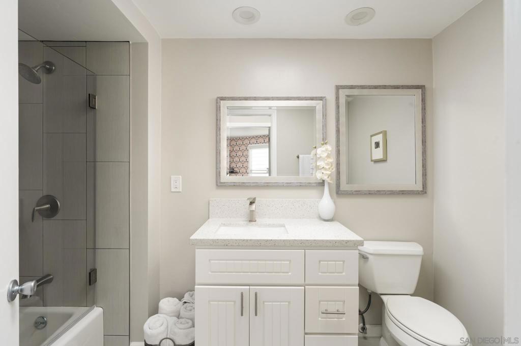 7026 Estrella De Mar Rd