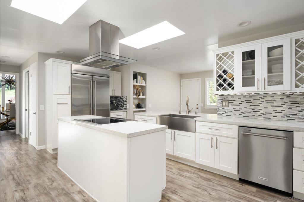 7026 Estrella De Mar Rd