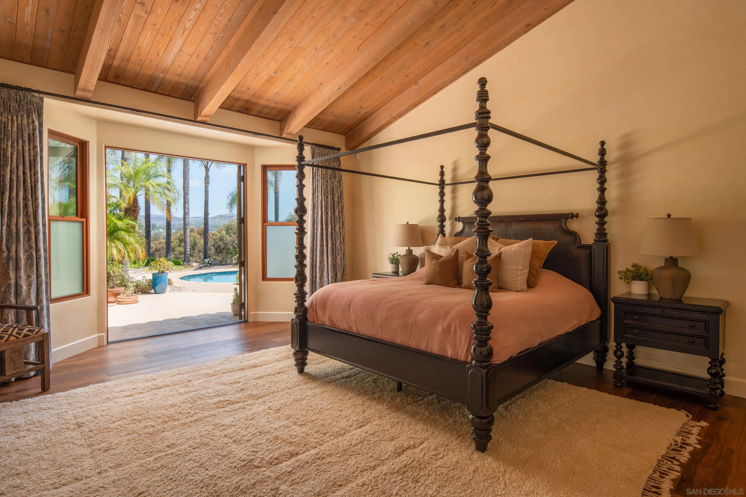 3028 Paseo Cielo