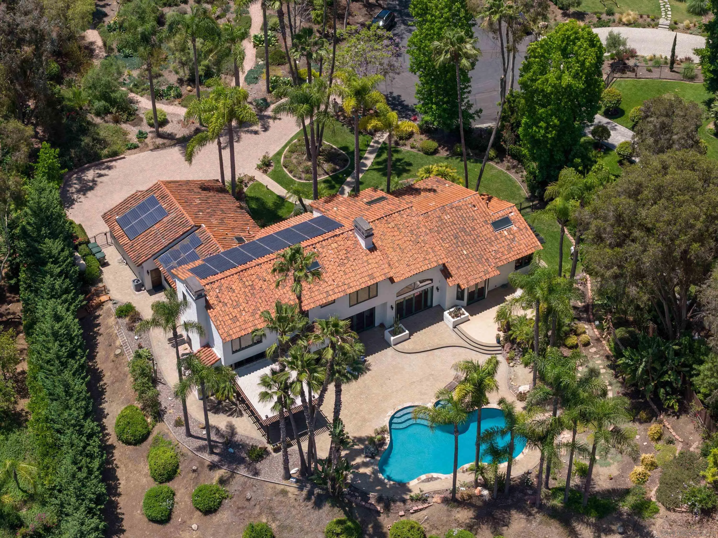 3028 Paseo Cielo