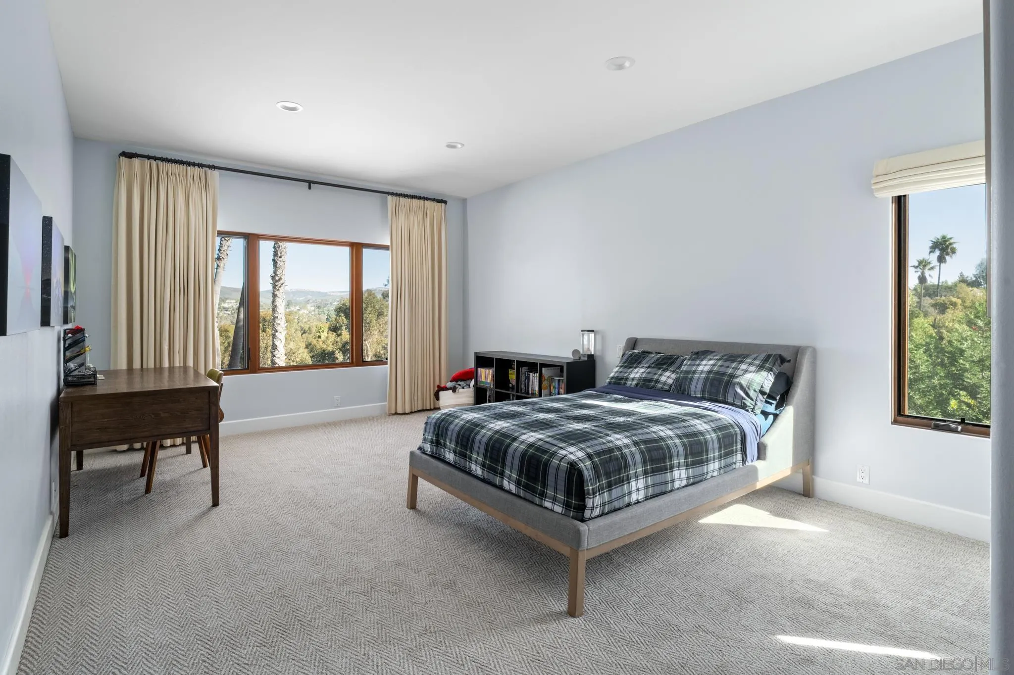 3028 Paseo Cielo