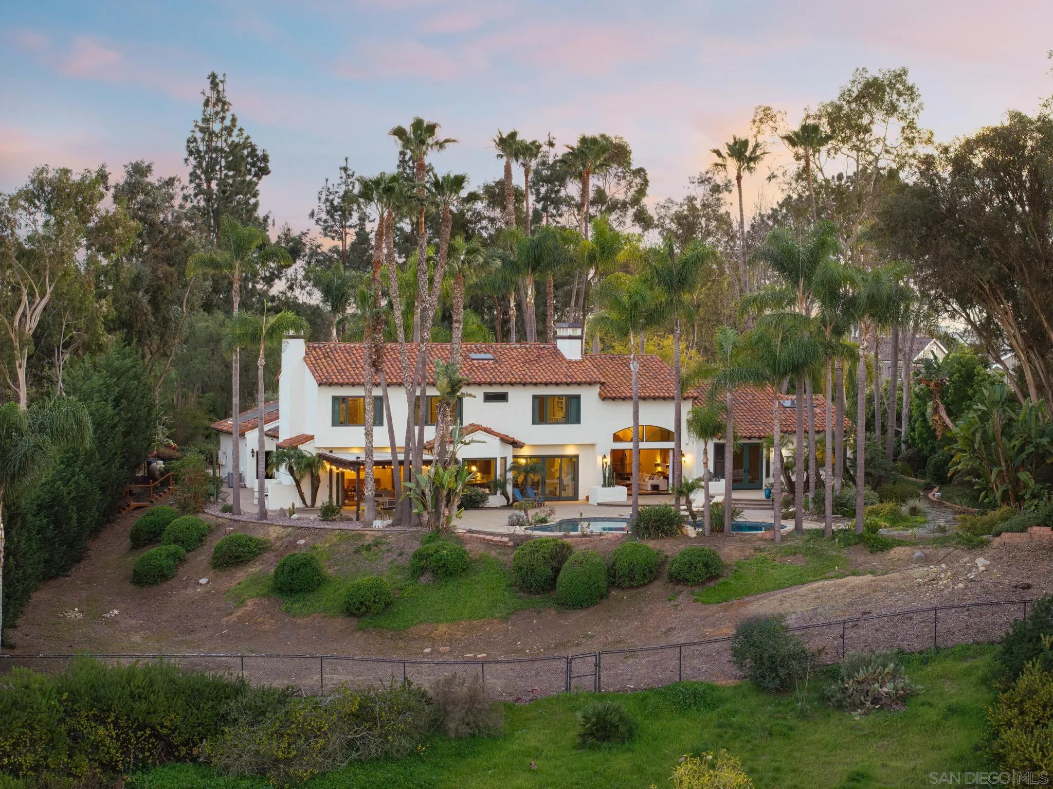 3028 Paseo Cielo