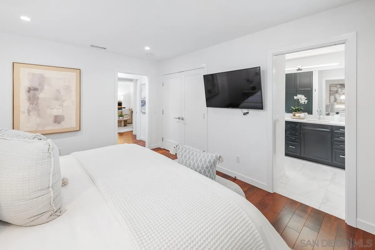 16902 Via De Santa Fe #4