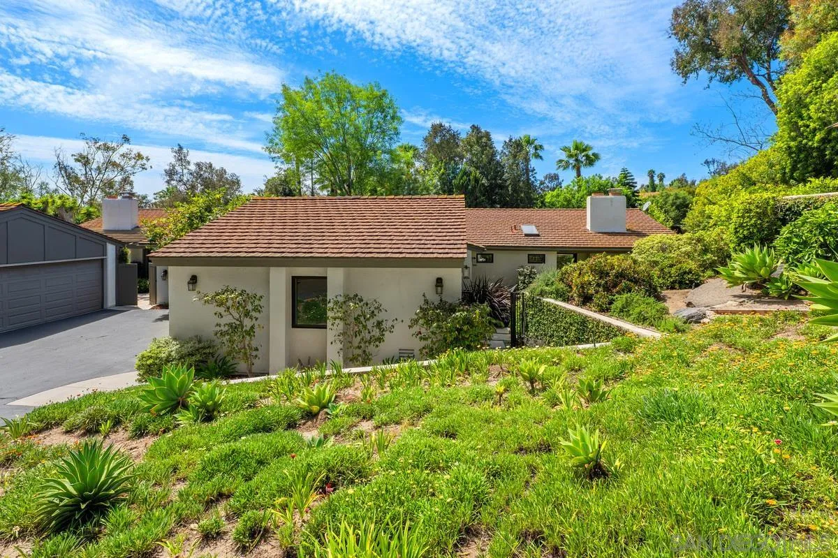 16902 Via De Santa Fe #4