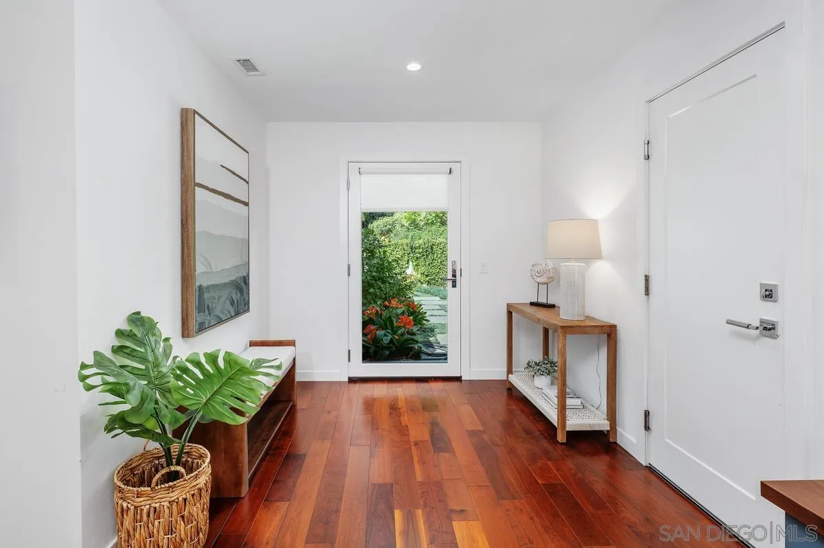 16902 Via De Santa Fe #4