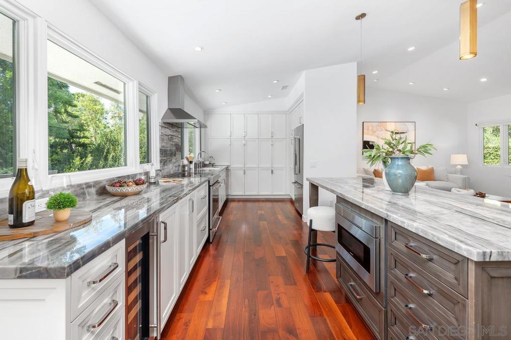 16902 Via de Santa Fe #4