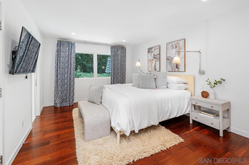 16902 Via de Santa Fe #4