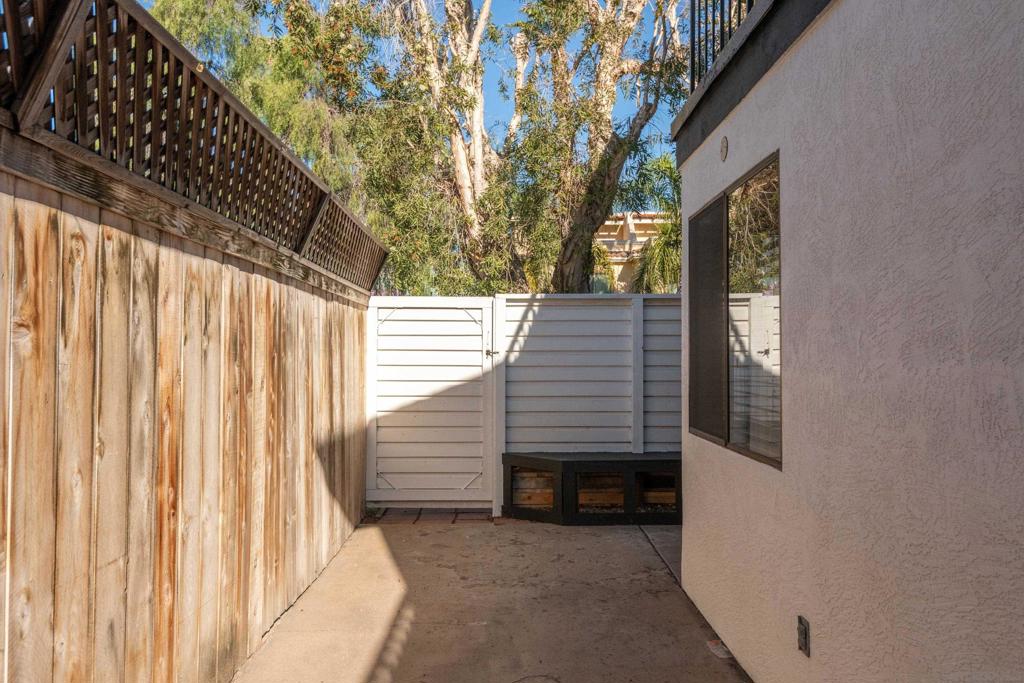 1819 Hornblend St #1