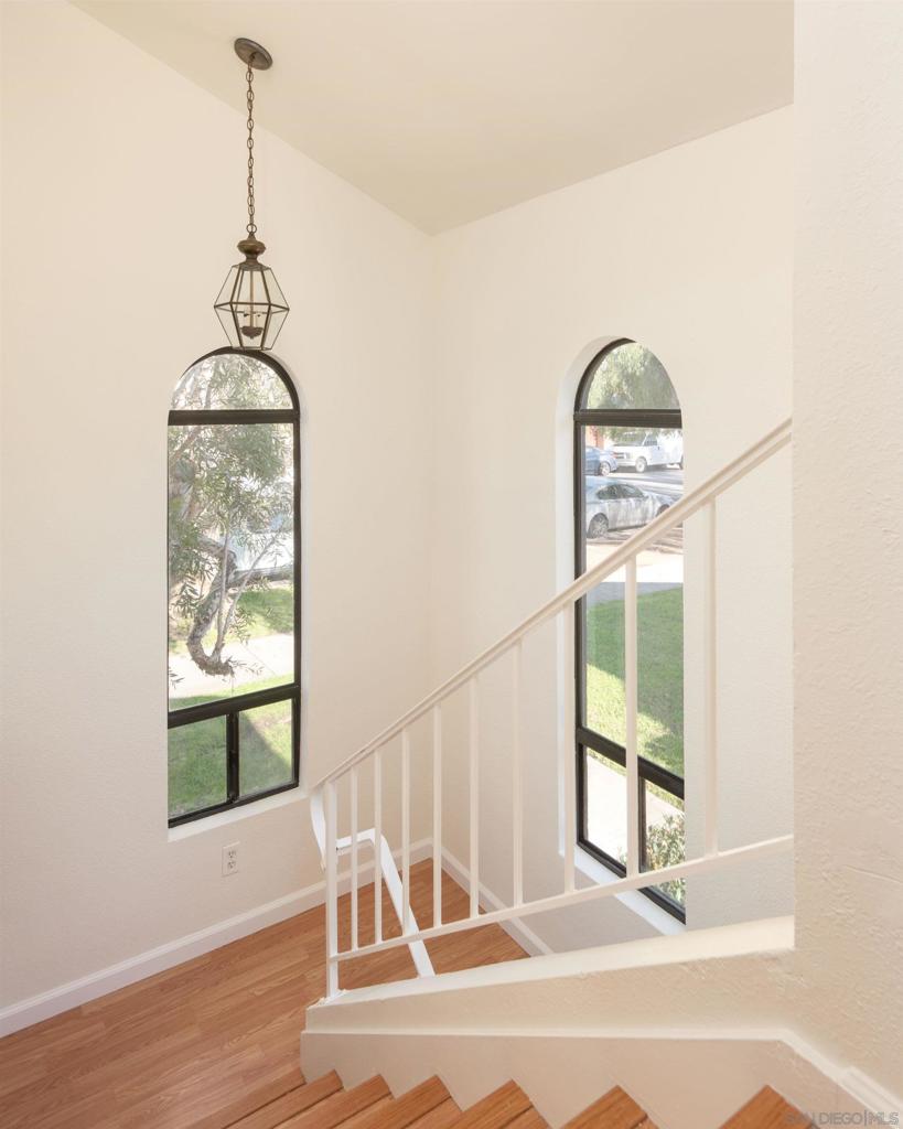 1819 Hornblend St #1