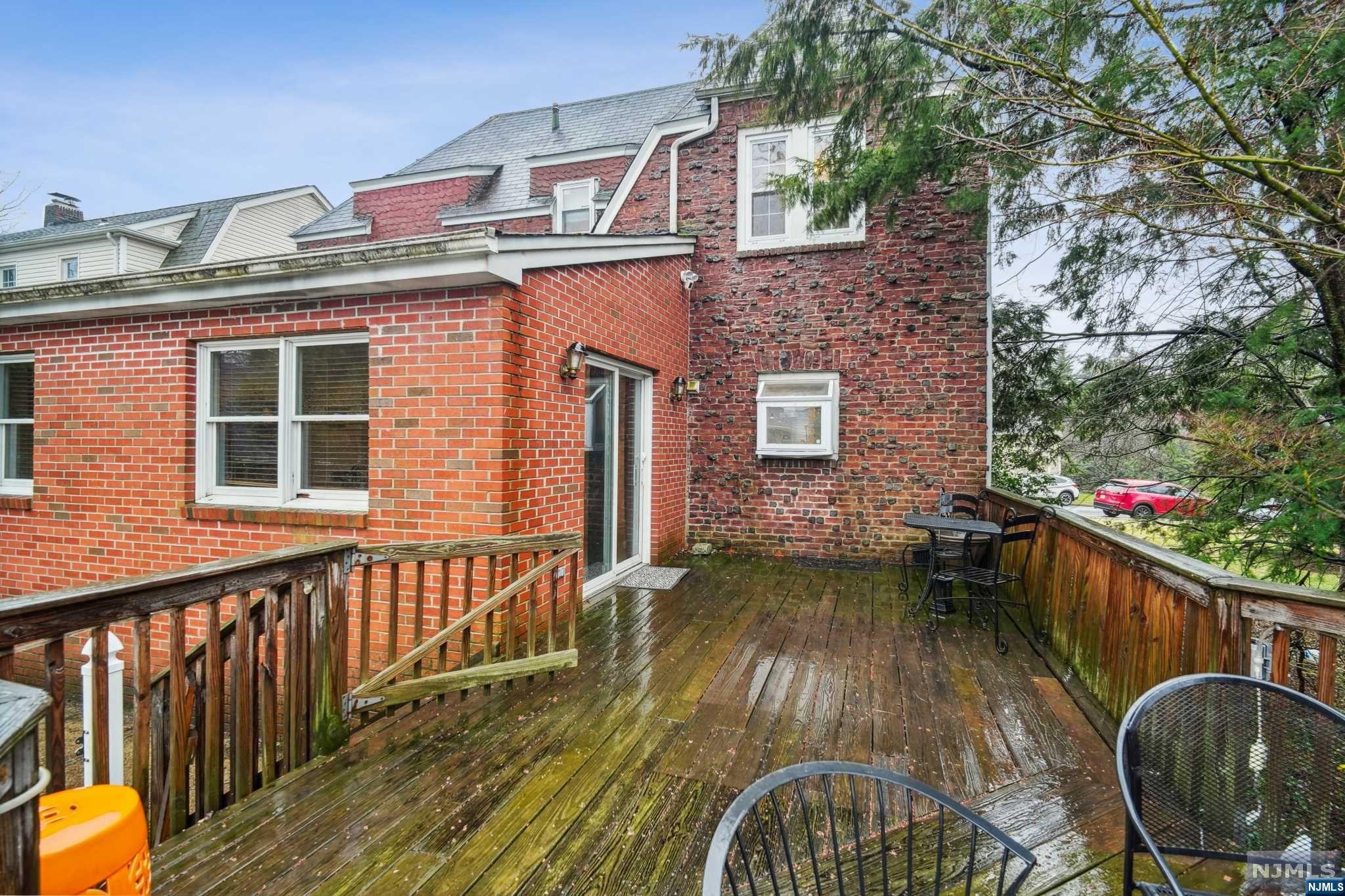 143 Holland Avenue