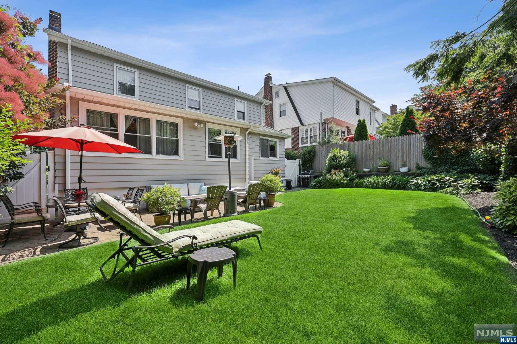 312 Frances Street
