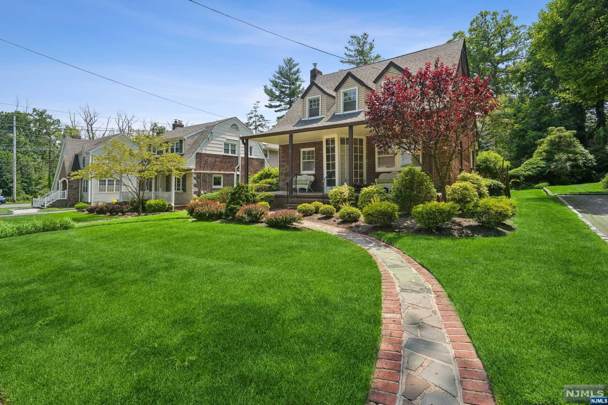 258 Churchill Road