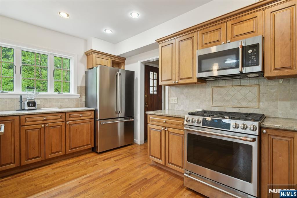 380 Maple Hill Drive
