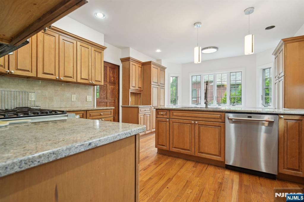 380 Maple Hill Drive