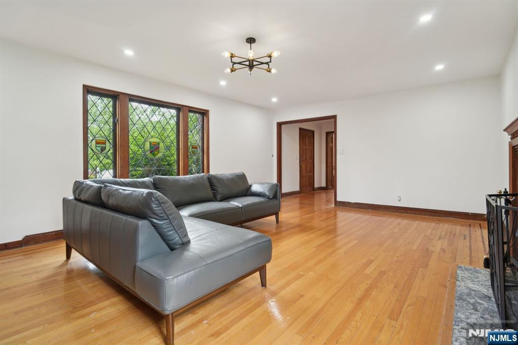 380 Maple Hill Drive