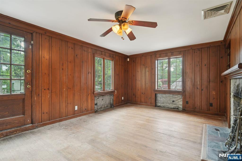 380 Maple Hill Drive
