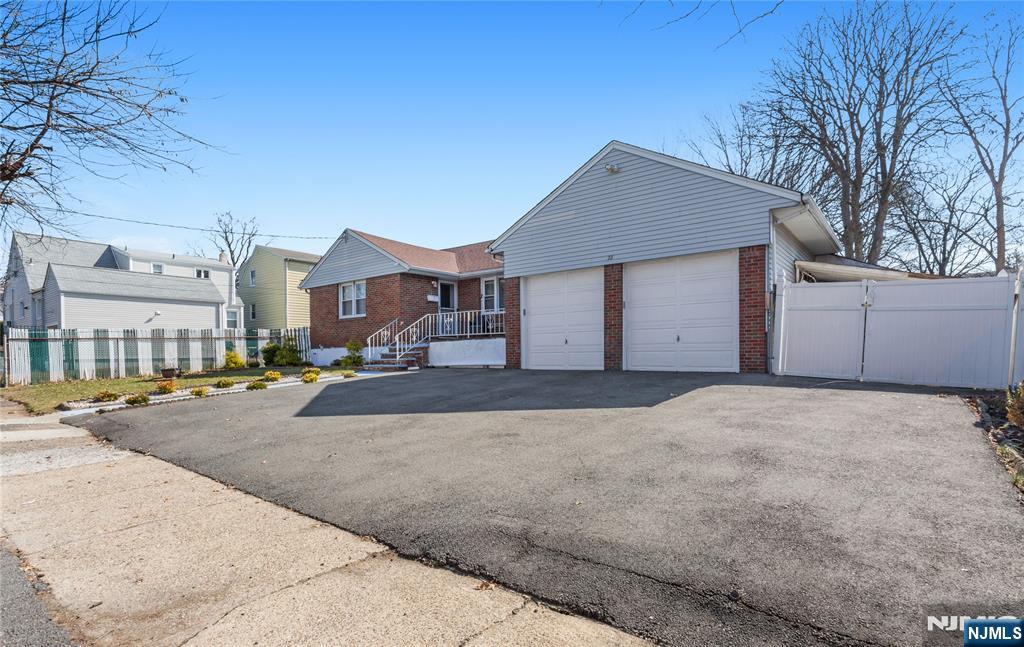 28 Logan Place