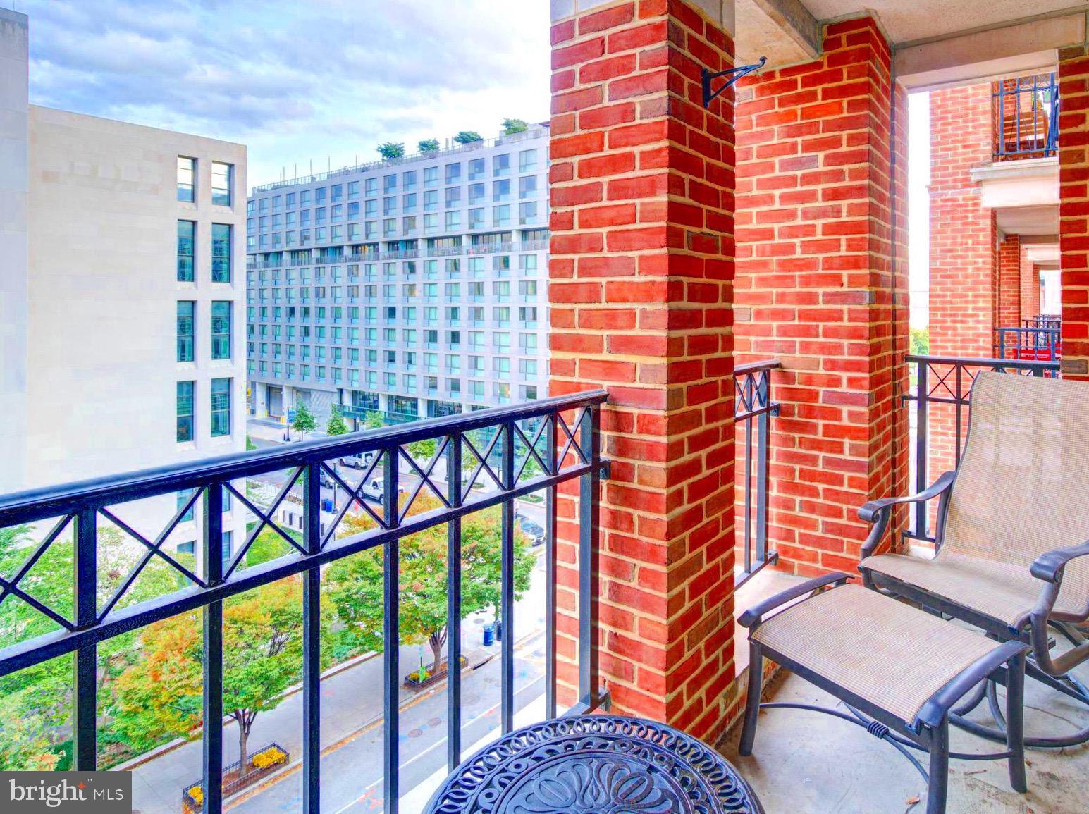 601 PENNSYLVANIA AVE NW #606