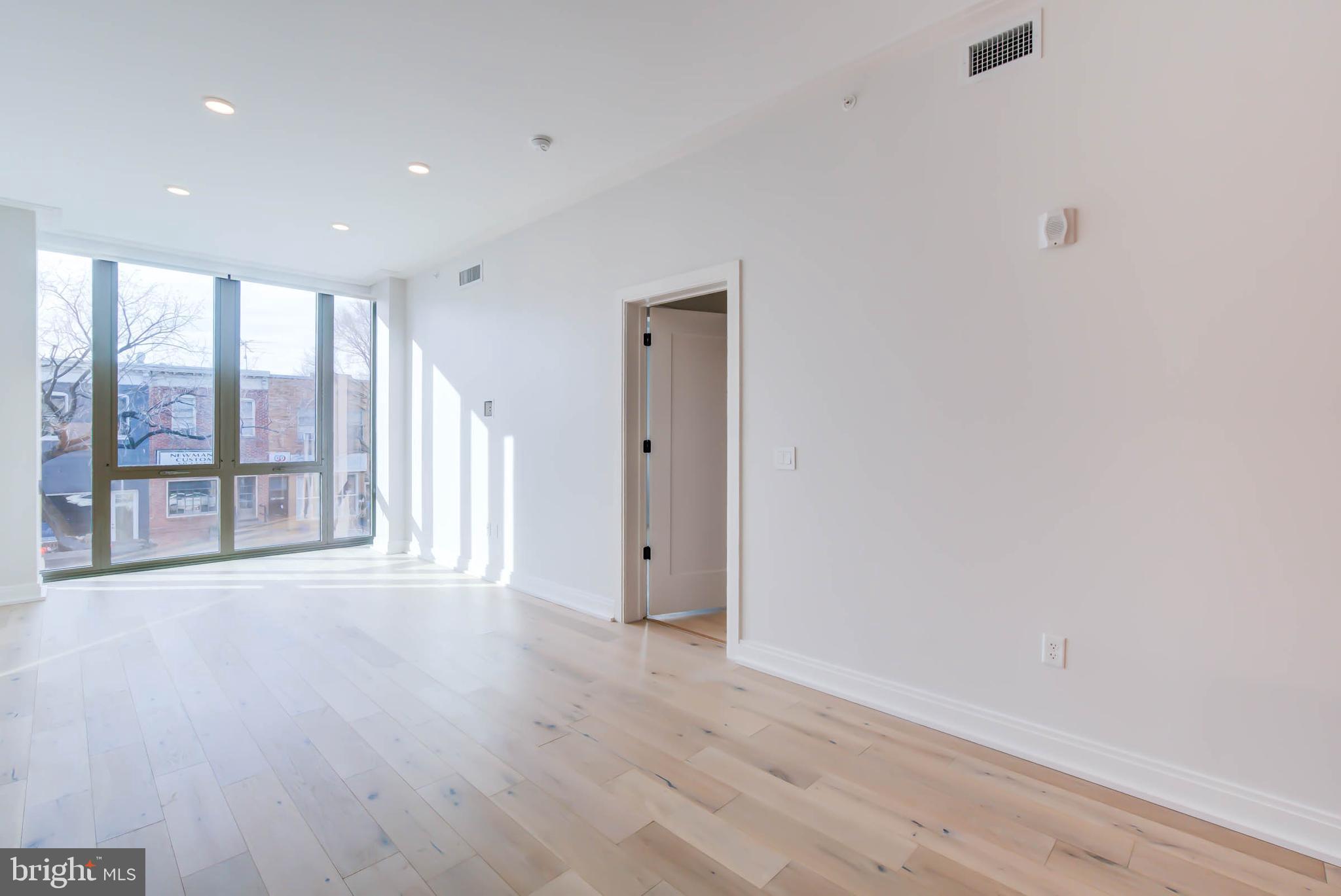 1111 PENNSYLVANIA AVE SE #212