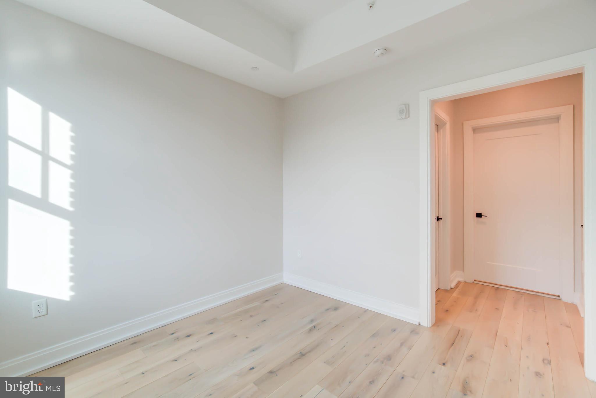 1111 PENNSYLVANIA AVE SE #212