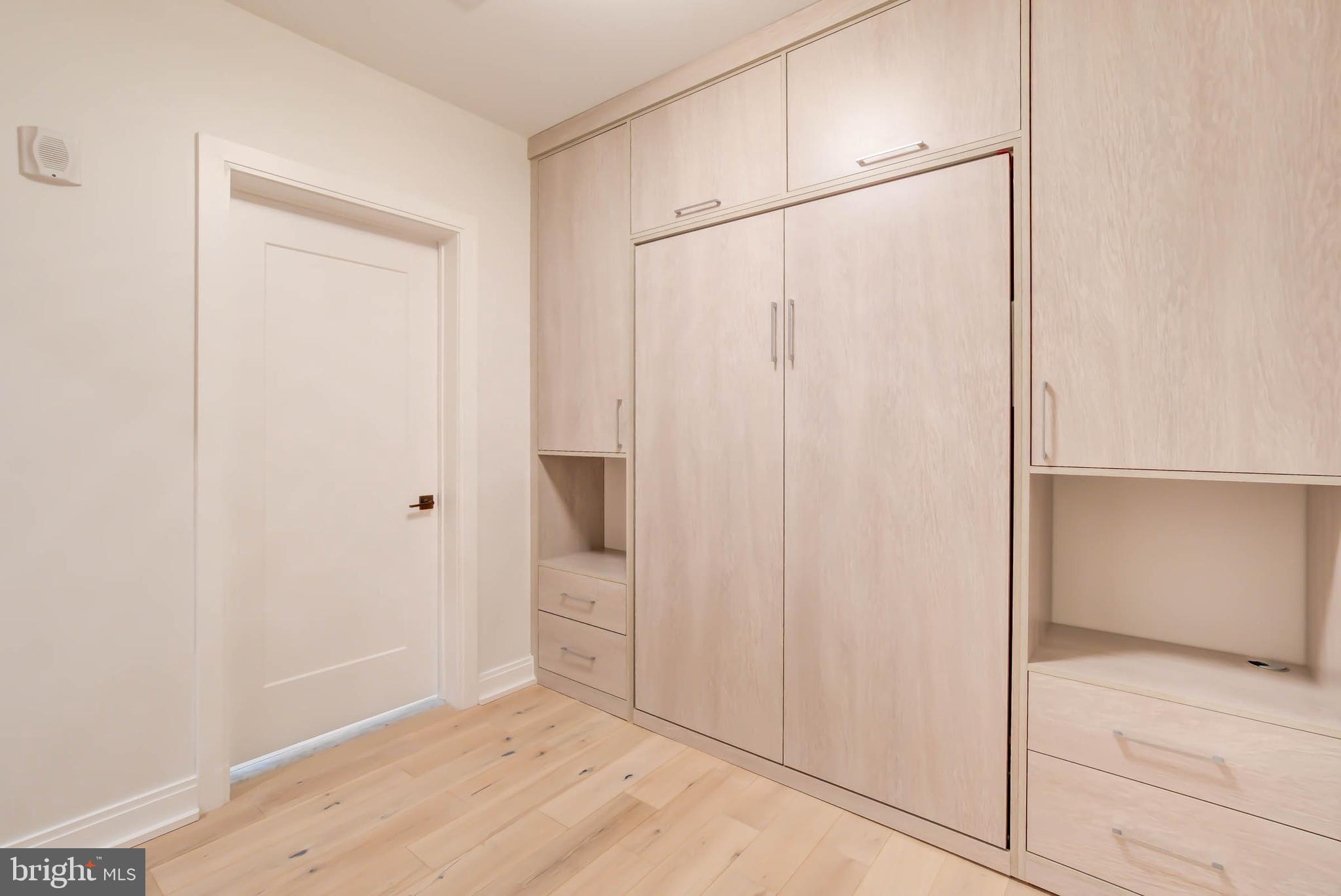1111 PENNSYLVANIA AVE SE #212