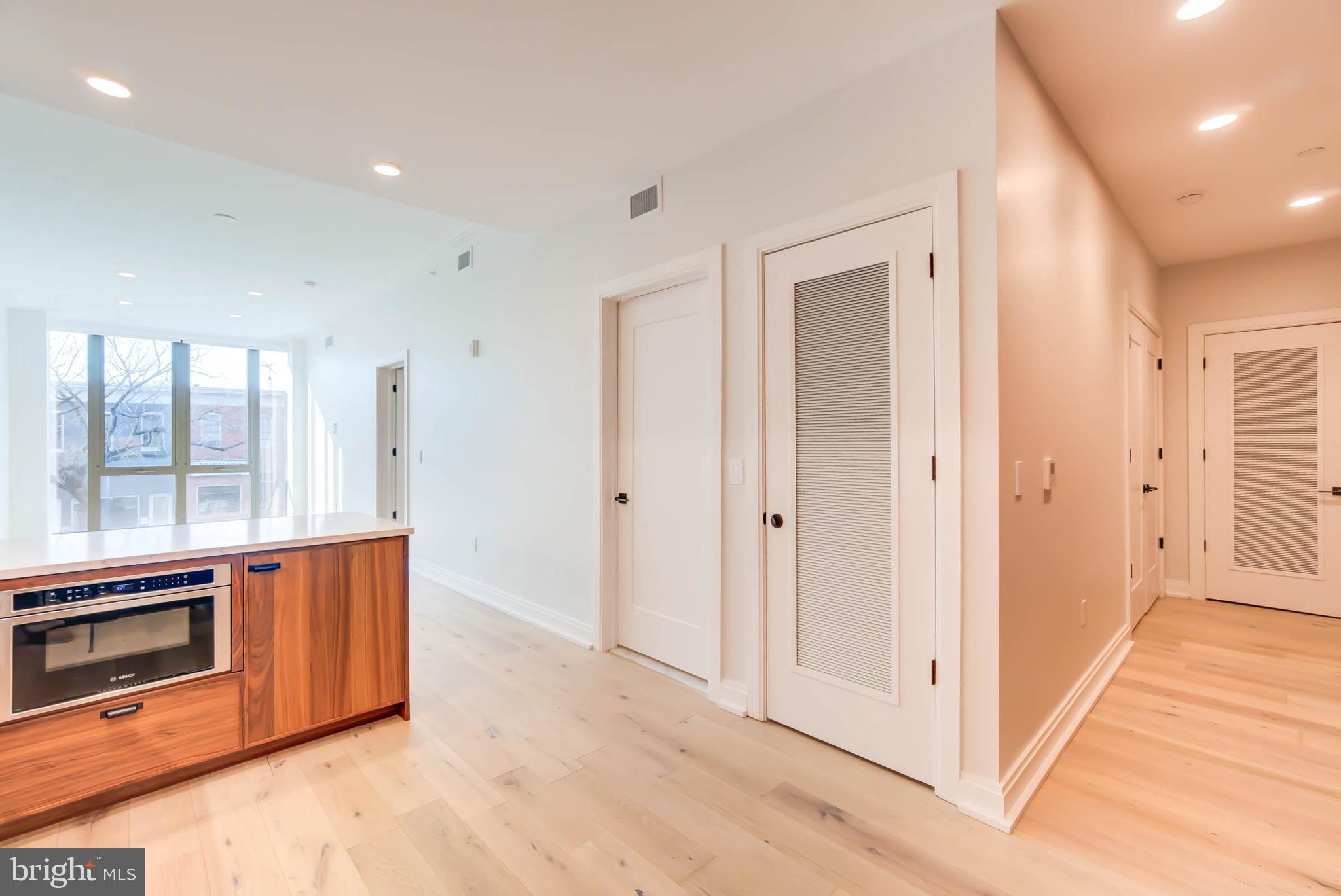 1111 PENNSYLVANIA AVE SE #212