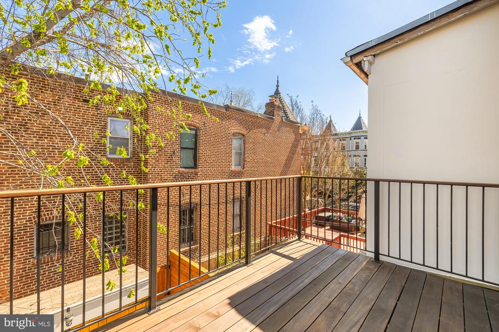 2205 Flagler Pl NW