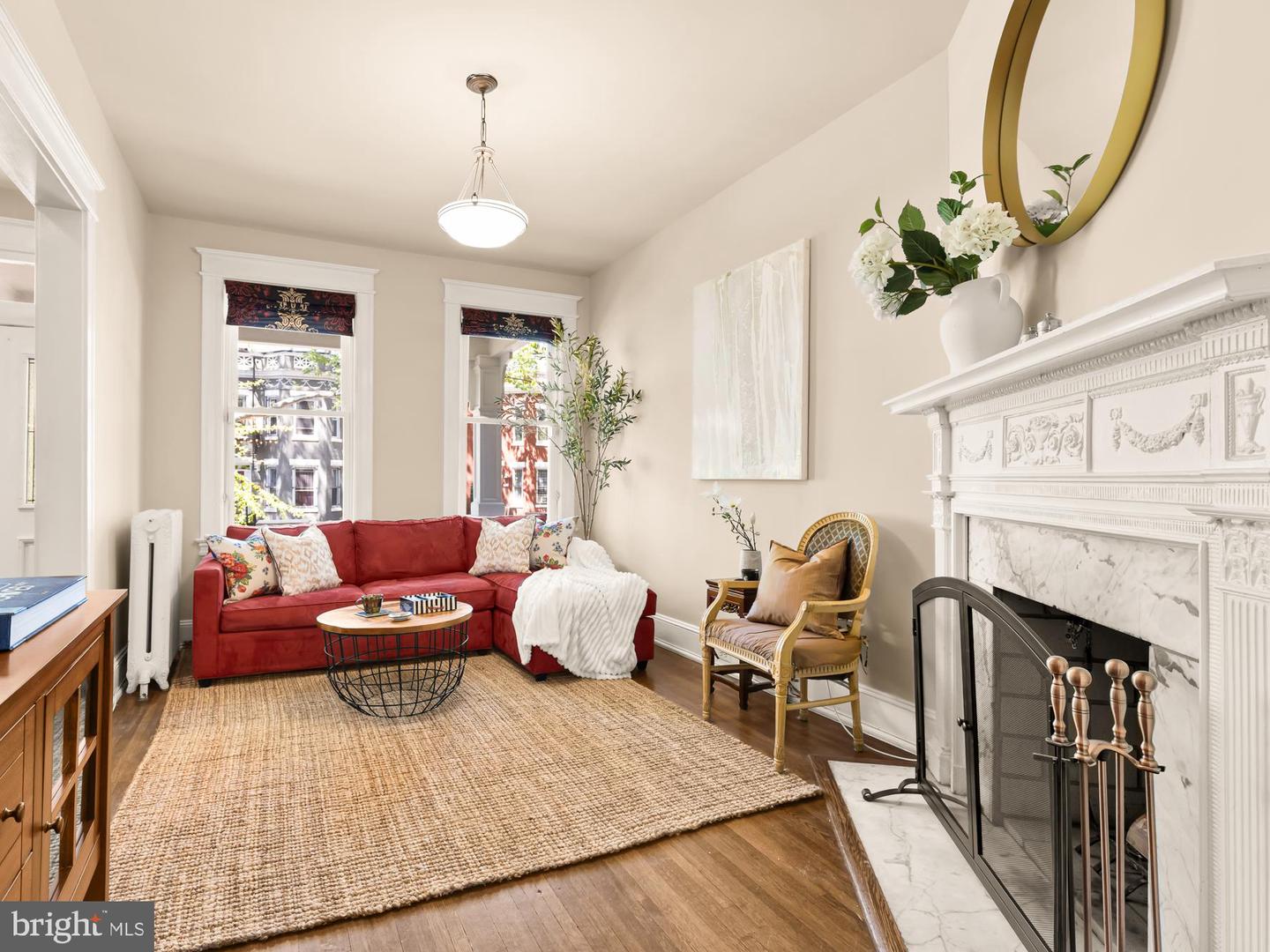1716 Euclid St NW