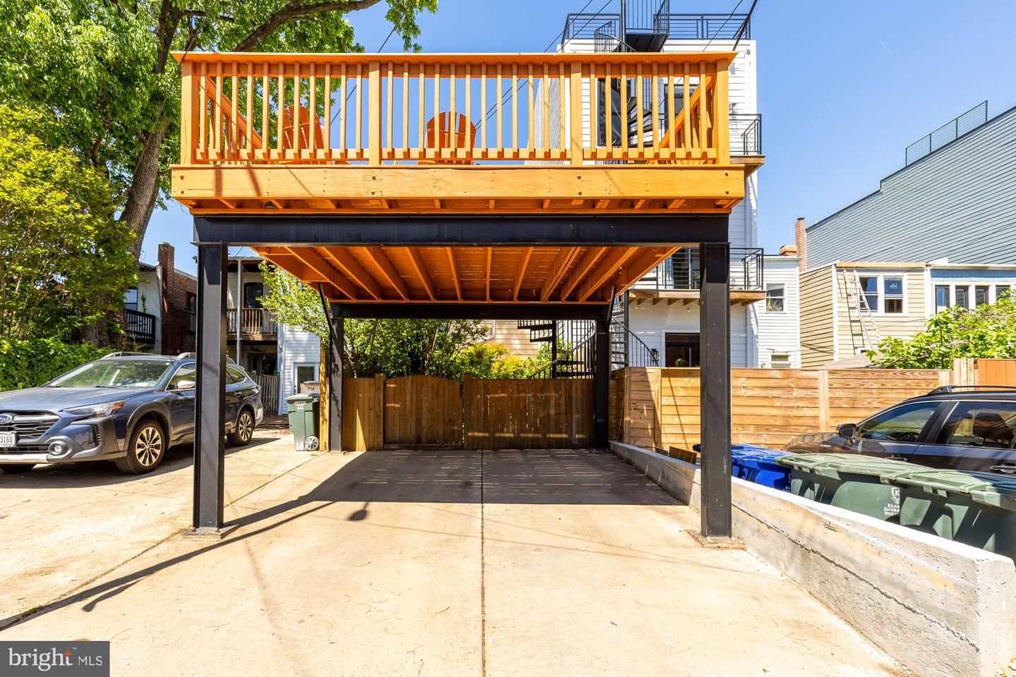 1716 Euclid St NW