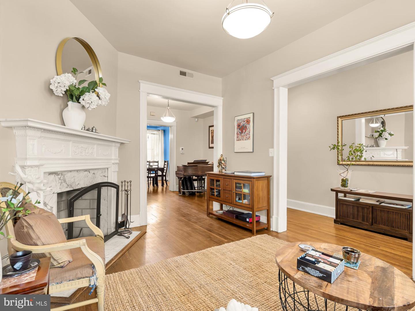 1716 Euclid St NW