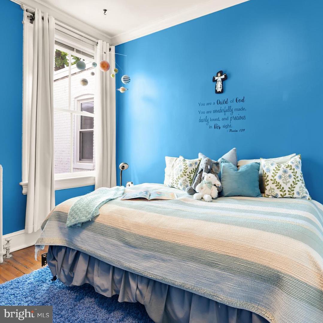 1716 Euclid St NW