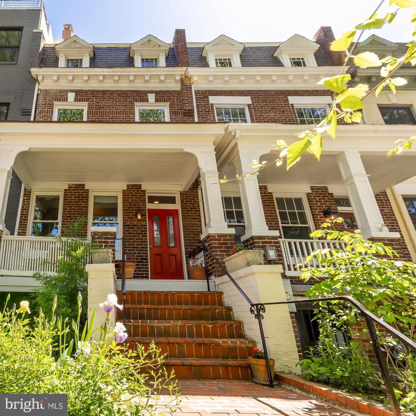 1716 Euclid St NW