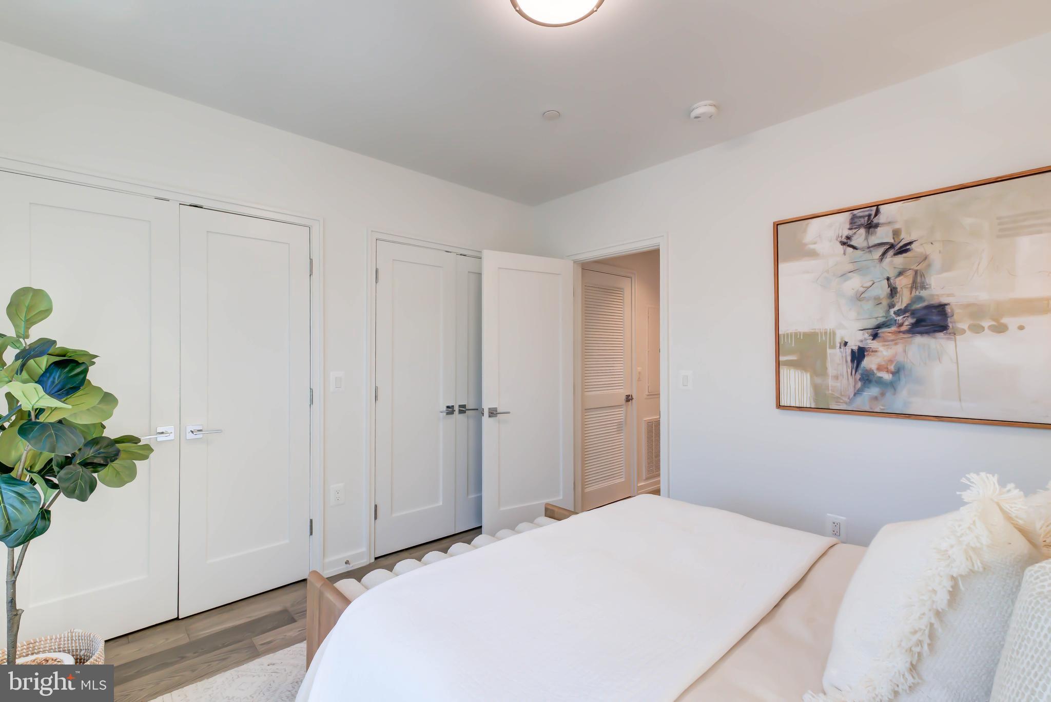 1357 NICHOLSON STREET NW 6