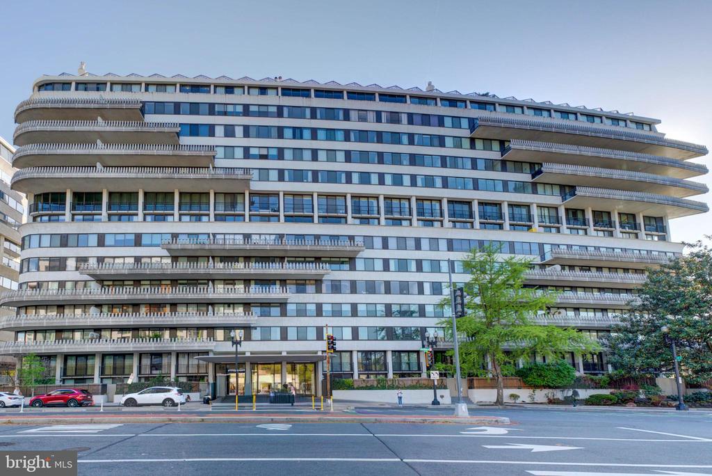 2700 VIRGINIA AVENUE NW 1507
