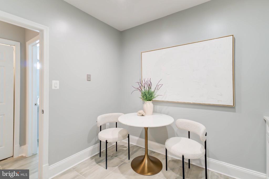 1666 BEEKMAN PLACE NW Unit: C