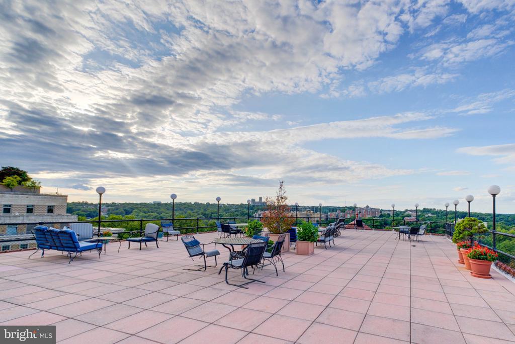 2311 CONNECTICUT AVENUE NW Unit: 405