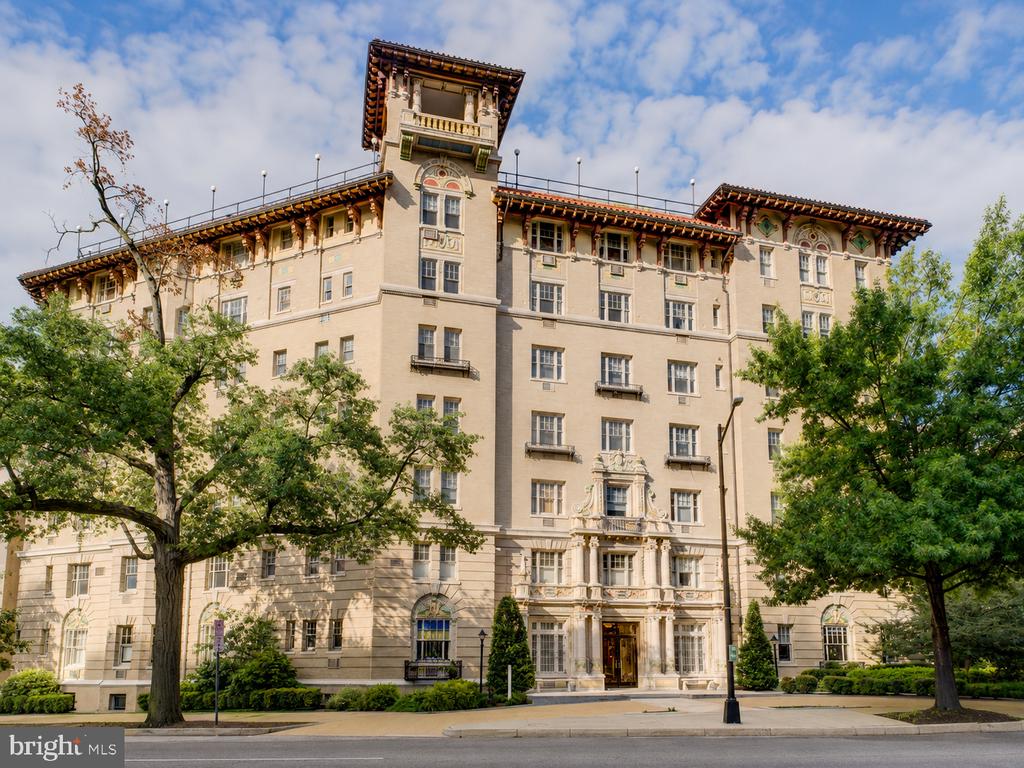 2311 CONNECTICUT AVENUE NW Unit: 405