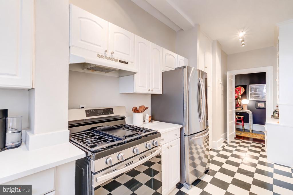 2311 CONNECTICUT AVENUE NW Unit: 405